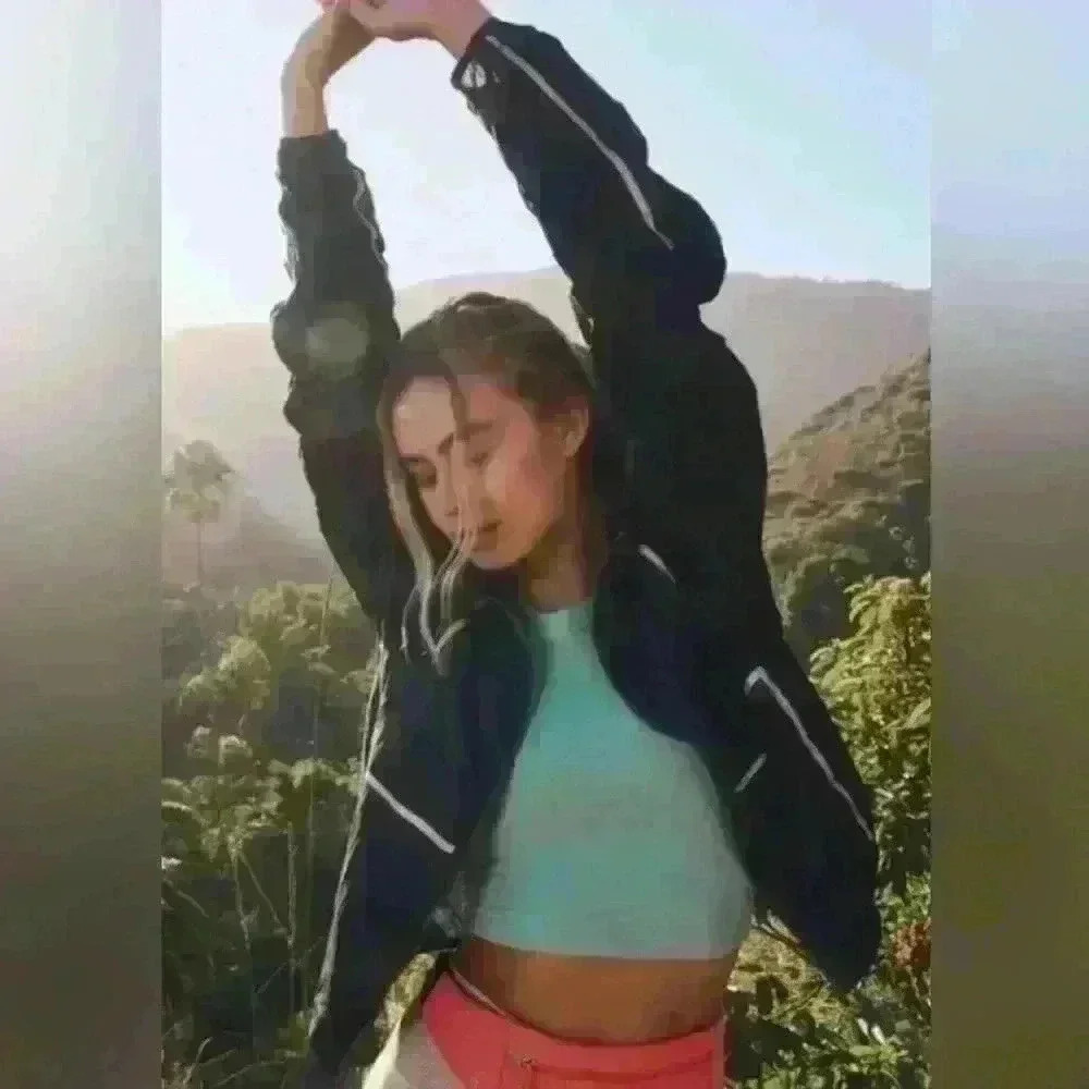 FP Movement Great Escape Run Windbreaker NWOT SMALL Black and Silver